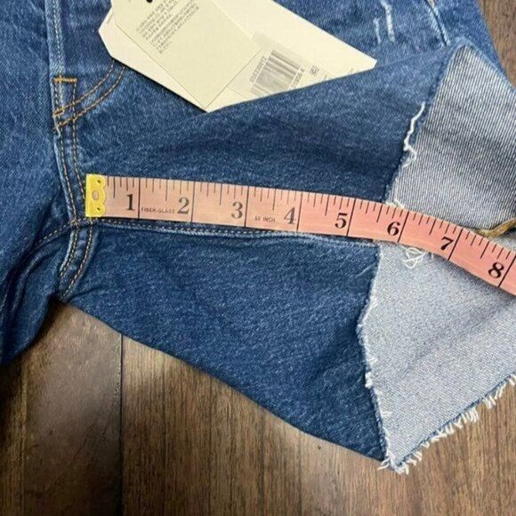 Levi's 501 Mid Thigh Shorts - Picture 7 of 11